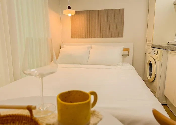 온채홍대 Apartamento Seúl